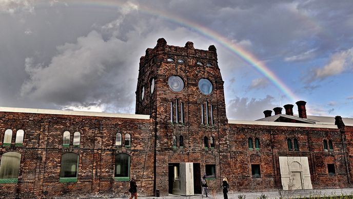 Bývalá ostravská jatka jsou galerií, která září novotou i kouzlem původní stavby z devatenáctého století.