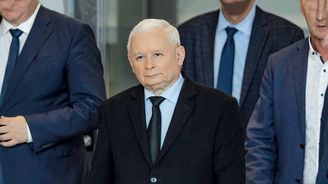 Petr Sokol: Kaczyński vs. Tusk. Ve volbách se čeká velká bitva polských titánů