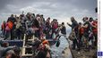 Ostrov Lesbos. Denně tudy do Evropy vstupují bez většího zájmu řeckých úřadů stovky a tisíce lidí. Naopak Maďarsko je kritizováno za to, že důsledně chrání svou státní hranici.