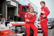 James Hunt a Niki Lauda podle herce Daniela Brühla (vpravo) soupeřili jen na okruhu.  V reálu se  měli rádi.