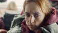 Román Citlivý člověk se dočkal filmové adaptace, která je právě v kinech: na snímku Tatiana Dyková