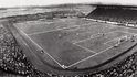 Na podzim 1940 sledovalo ligové derby na stadiónu AC Sparta Praha více než třicet tisíc diváků