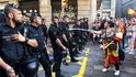 Silový zásah policistů na rozkaz španělské vlády při referendu nikdo v Barceloně nečekal