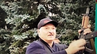 Bělorusko: Spousta lidí zmlácených policií, několik zmizení či úmrtí. Blíží se řízený konec Lukašenka?
