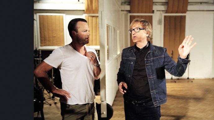 Producent a umělec. Rob Cass a Meky. V Abbey Road Studios při práci.
