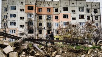 Tajná operace Cherson: Co znamená stažení ruské armády z největšího dobytého ukrajinského města?