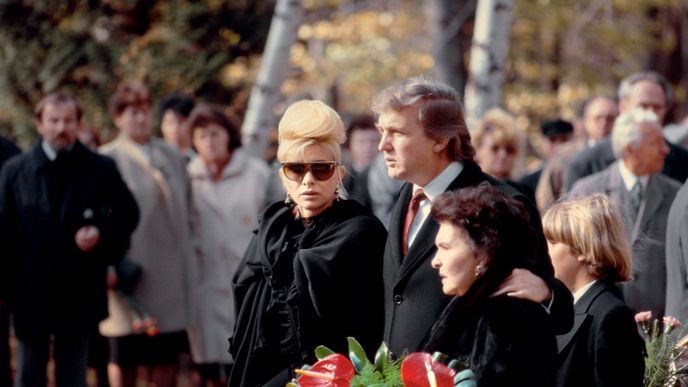Historické fotografie z první a poslední návštěvy Donalda Trumpa v Československu