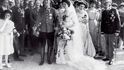 Svatba prarodičů Karla von Habsburga – Karla I. a Zity Bourbonsko-Parmské (rok 1911). Vpravo císař František Josef I., po jehož smrti v roce 1916 Karel I. usedl na trůn.