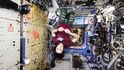 Letová inženýrka Samantha Cristoforettiová stý den na ISS