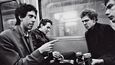 V roce 1977 vedl Parsons rozhovor pro NME s kapelou The Clash ve vlaku na Circle Line. Na fotografii Chalkieho Daviese zleva doprava: Mick Jones, Joe Strummer, Paul Simonon  a Tony Parsons.