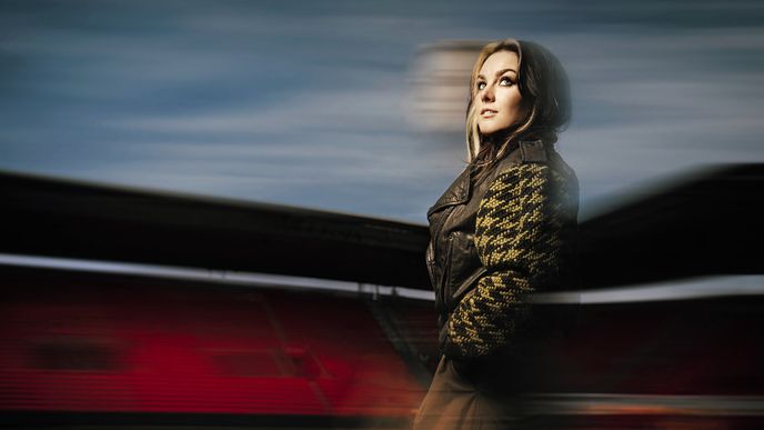 Ewa Farna: „Lidi mi psali, ať se zašiju do pytle. Dnes svému tělu děkuju, že odnosilo dvě děti.“ Ewa Farna: „Lidi mi psali, ať se zašiju do pytle. Dnes svému tělu děkuju, že odnosilo dvě děti.“