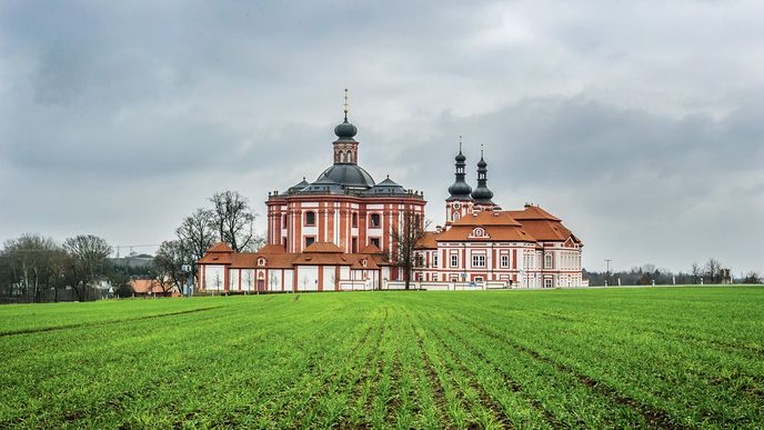 Po reformách císaře Josefa II. klášter a kostel od roku 1785 chátraly. Tomu nezabránily ani pokusy o jejich obnovu v první polovině dvacátého století.