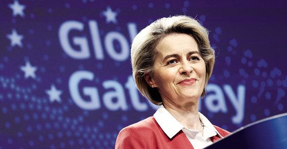 Německá spojka v Evropě – Ursula von der Leyenová je předsedkyní Evropské komise. Zcela „náhodou“ pochází z Německa.