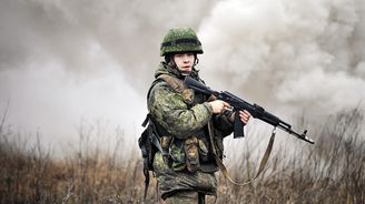 Ukrajina chystá obranu před Ruskem, proti silnějšímu protivníkovi ale nemá moc na výběr