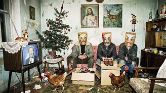 Baví mě pracovat s humorem a hororem dohromady, říká Petr Válek, náš v zahraničí nejznámější experimentální umělec Baví mě pracovat s humorem a hororem dohromady, říká Petr Válek, náš v zahraničí nejznámější experimentální umělec