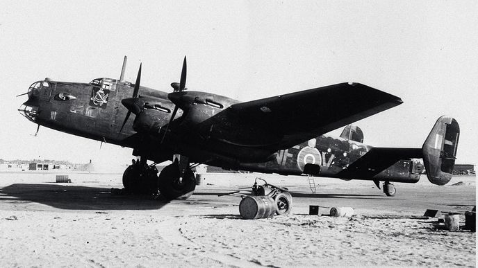 Halifax L9613 NF-V 138. perutě zvláštního určení RAF poznamenal české dějiny jako málokterý letoun