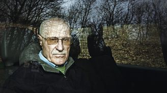 Český krtek v CIA Karel Köcher: Moskvu nejvíc zajímalo, kdo je v okolí prezidenta USA pro jaderný útok Český krtek v CIA Karel Köcher: Moskvu nejvíc zajímalo, kdo je v okolí prezidenta USA pro jaderný útok