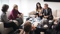 Vrcholný summit Berlinale: Merkelová vs. Clooney