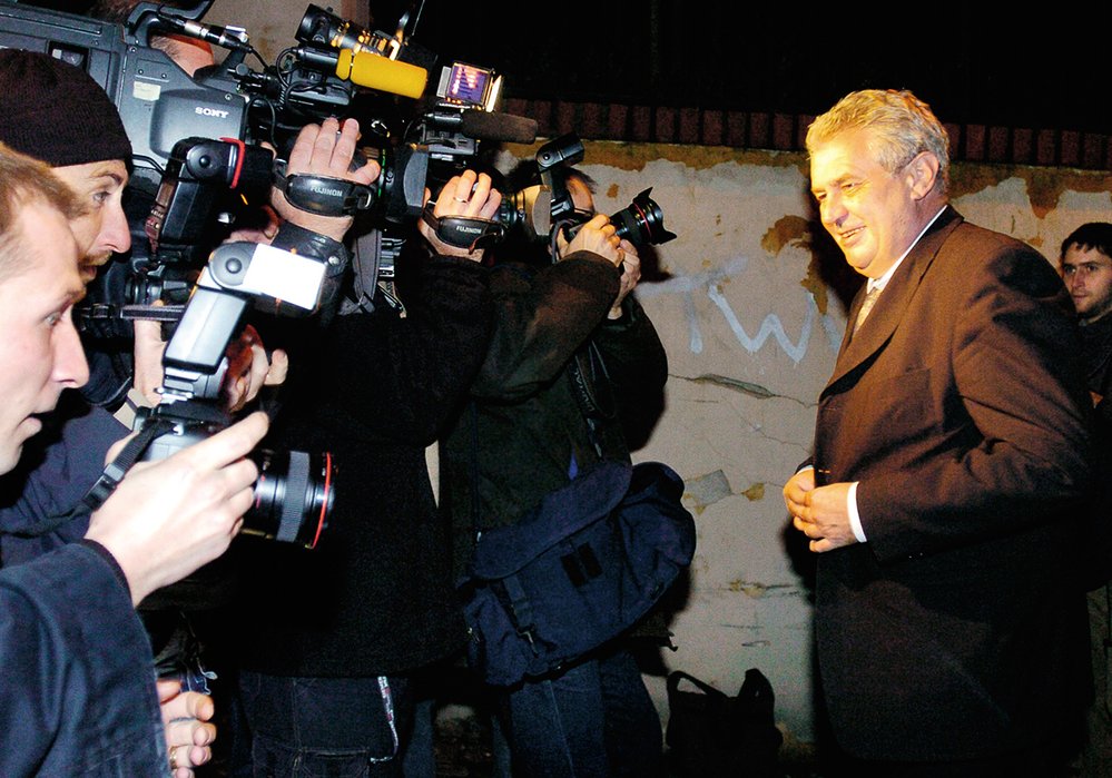 Jistota u interview s Milošem Zemanem byla, že pak bylo hojně citováno a že se vás při něm snažil urazit