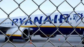 Piloti irské nízkonákladové letecké společnosti Ryanair v několika evropských zemích pořádají 24hodinovou stávku.