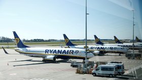 Očkované cestující nepustili bez testu v Praze do letadla Ryanair