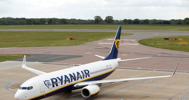 Šéf aerolinek Ryanair dovolenkáře nepotěší: Letenky za babku? Minulost...