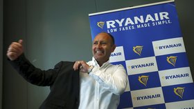 Ryanair ruší dalších 250 pátečních letů kvůli stávce v Německu.