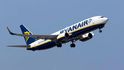 Boeing 737 aerolinek Ryanair