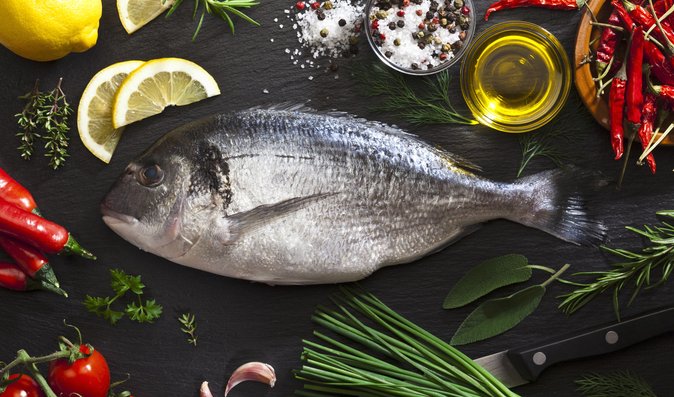 Proč jsou ryby zdravé? Pět důvodů, proč bychom je měli jíst