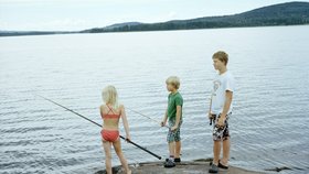 Rybaření je oblíbená zábava nejen dětí, ale dejte si pozor, abyste z toho neměli více problémů než radosti!