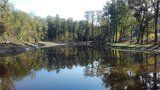 Nový rybník Lipiny v Modřanech dostal jasné obrysy. Plní se vodou z Libušského potoka
