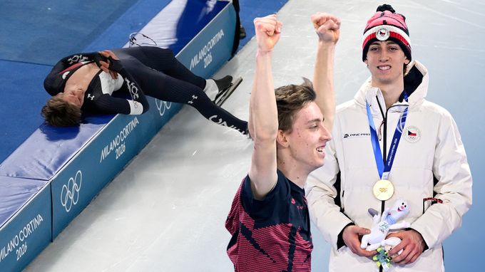 Takhle vypadá radost! Jílek konečně ukázal emoce, hecoval tribuny a zpíval hymnu Takhle vypadá radost! Jílek konečně ukázal emoce, hecoval tribuny a zpíval hymnu