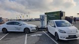 ŠKODA AUTO společně s PRE a izraelskou společností Chakratec přináší do Prahy jedinečnou technologii pro dobíjení elektromobilů