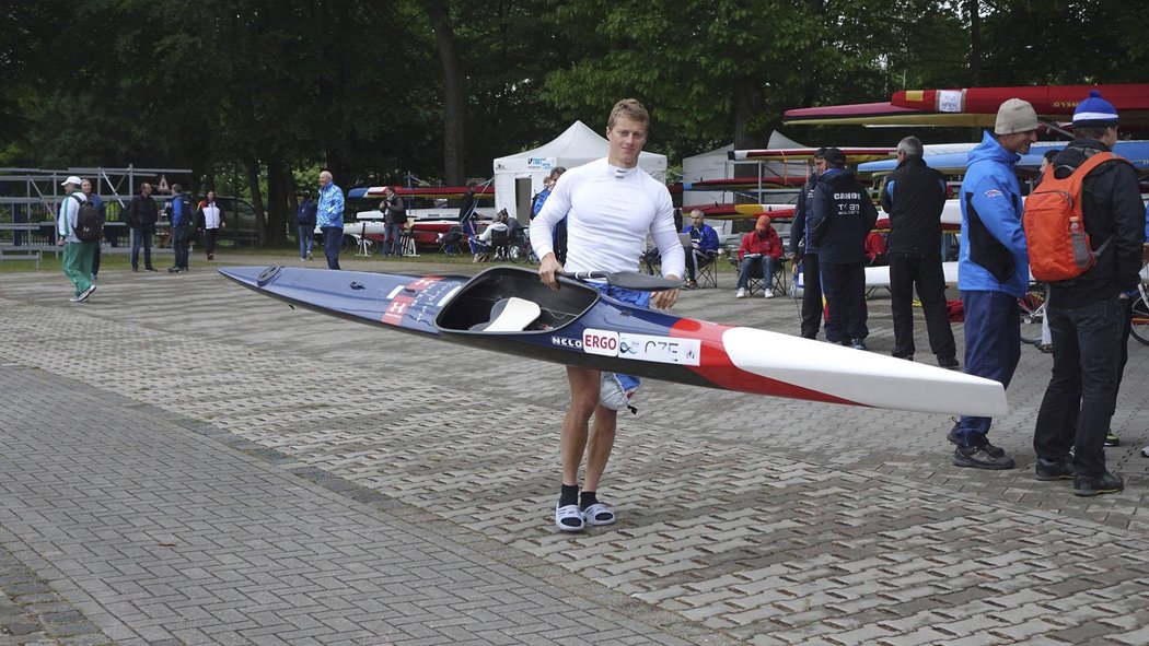 Radek Šlouf vstoupil do manželství se svou přítelkyní Lucií.