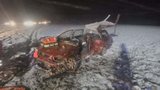 Mladý řidič zemřel při nehodě na Rychnovsku: Jeden z šoférů zřejmě nedal přednost na křižovatce