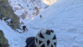 Nekontrolovatelný pád turisty při výstupu na horu Rysy