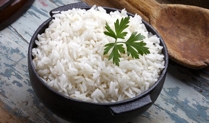Rýže je přirozeně bezlepková potravina, kterou lze u řady jídel použít jako přílohu a nahradit jí těstoviny