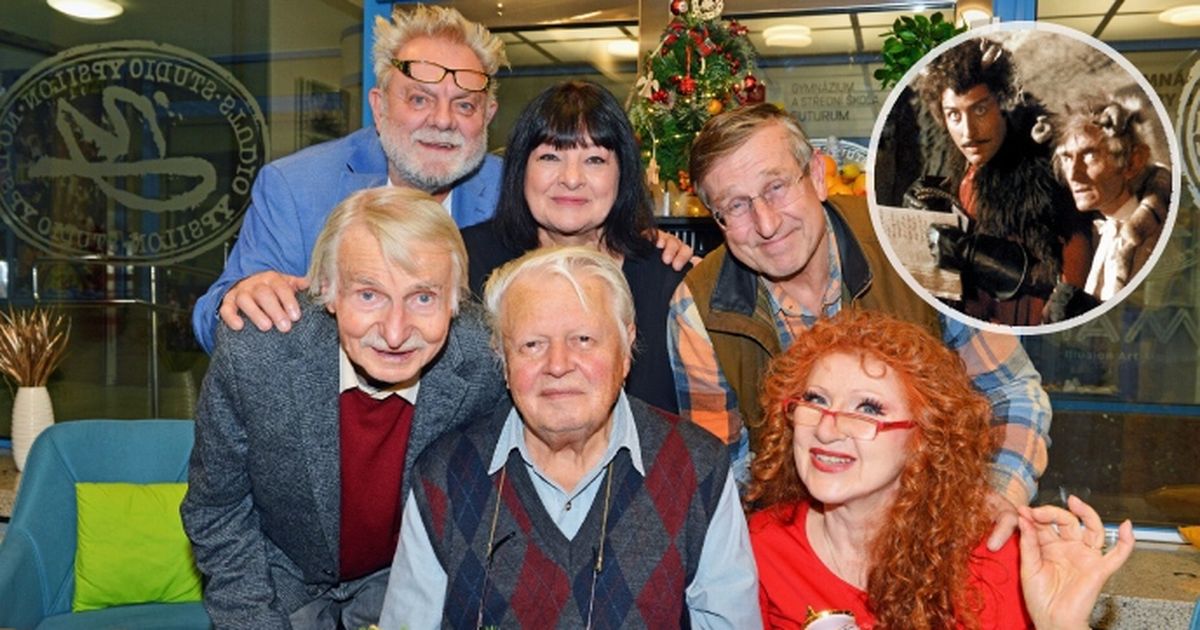 Señoras, ¡lo tienen! ¿Qué están haciendo las estrellas ahora? Señoras, ¡lo tienen! ¿Qué están haciendo las estrellas ahora?