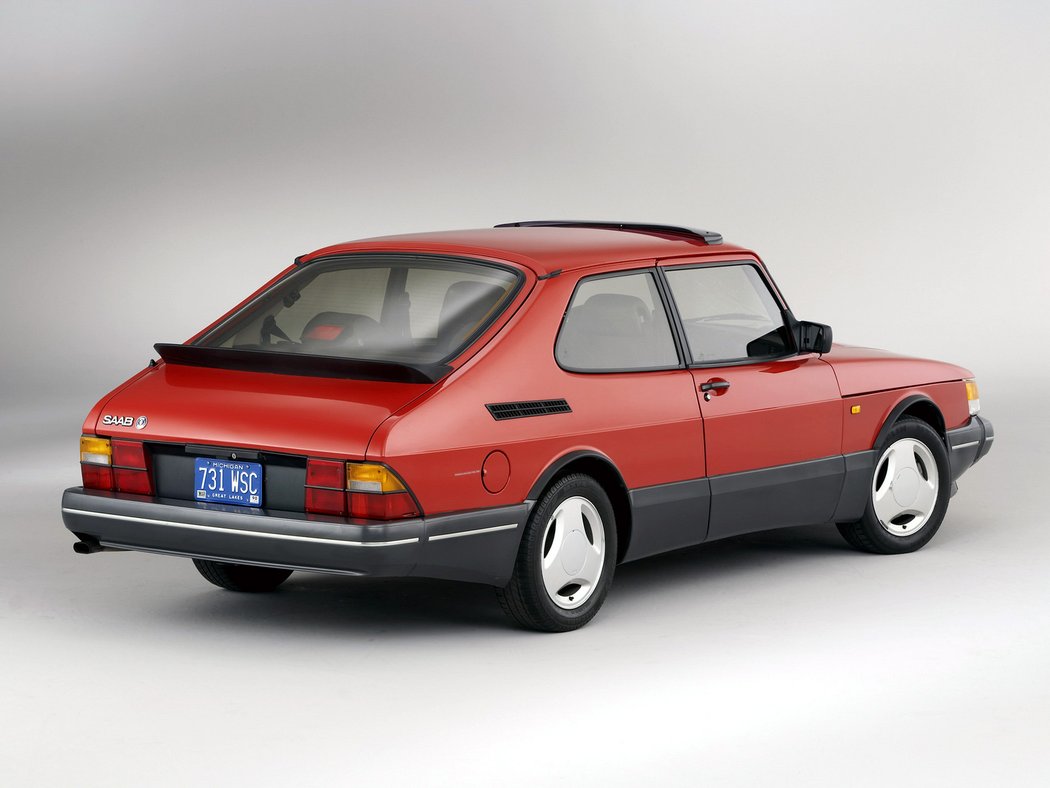 Saab 900 Turbo (1987)