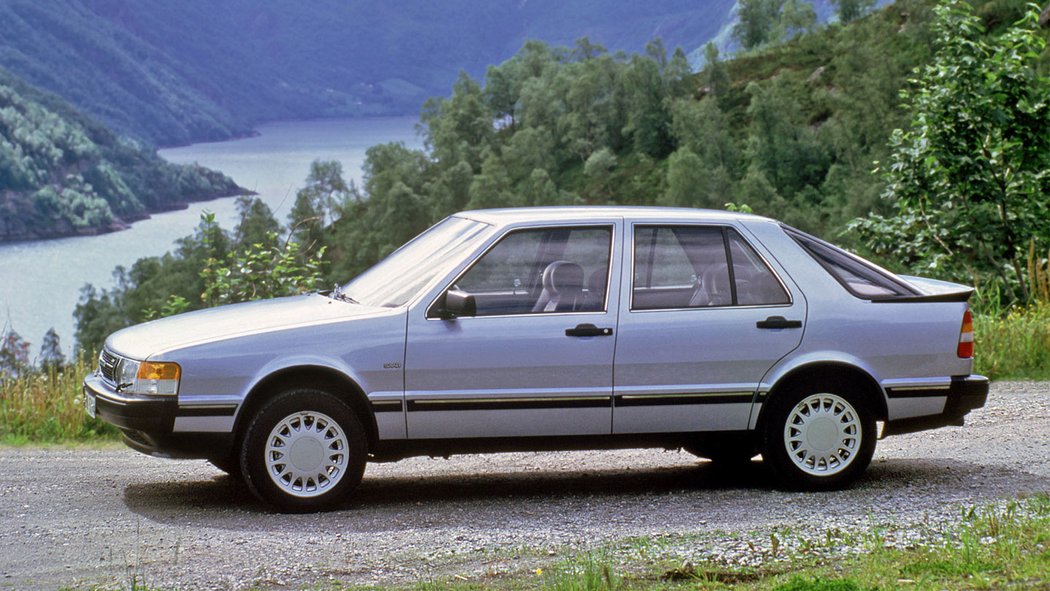 Saab 9000