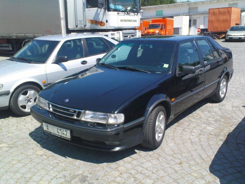 Saab 9000