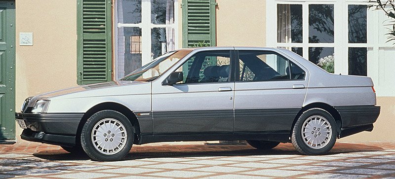 Když Fiat v roce 1986 pohltil další italskou automobilku Alfa Romeo, byl projekt Tipo 4 rozšířen o Alfu Romeo 164 s karoserií Pininfarina.
