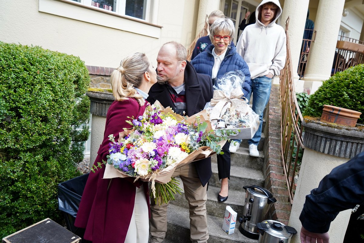 Marek Taclík hraje Sabině manžela.