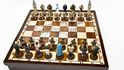 Zahrajte si šachy proti Usámovi bin Ládinovi a jeho teroristům