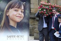 Pohřeb nejmladší oběti teroru v Manchesteru: Rakev osmileté Saffie zdobily stovky růží