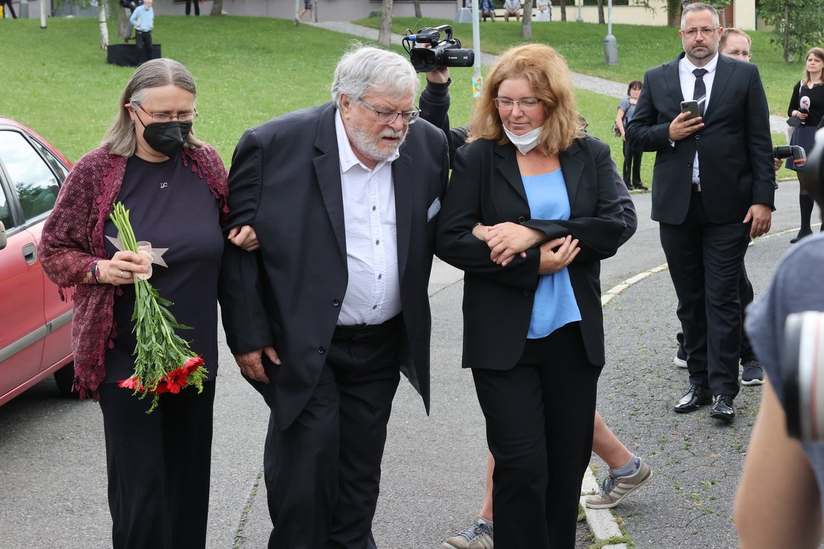 Poslední rozloučení s Libuškou Šafránkovou - Jan Kačer