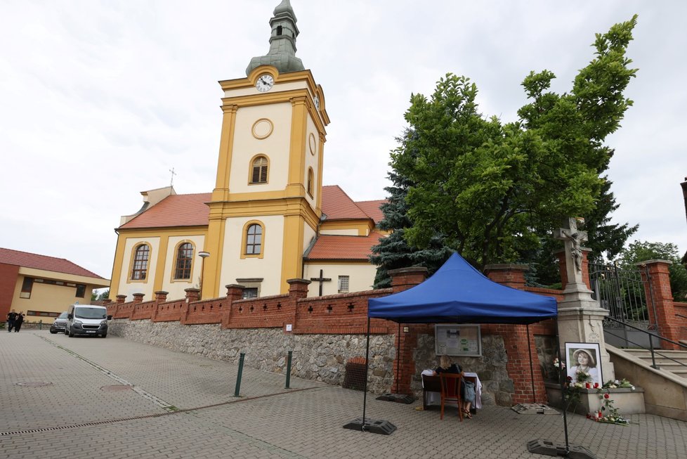 Rodné Šlapanice se loučí s Libuškou Šafránkovou.