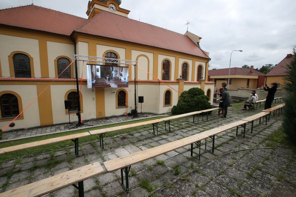 Poslední rozloučení s Libuškou Šafránkovou.