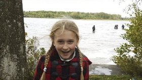 »Tati, našla jsem meč!« Holčička (8) s českými kořeny našla v řece vikingský meč