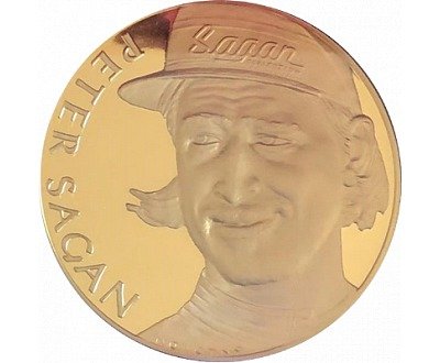 Saganova zlatá medaile za půl milionu korun